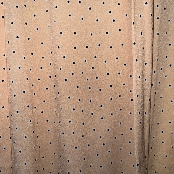 Short sleeve blouse🌼 - Picture 3 of 4